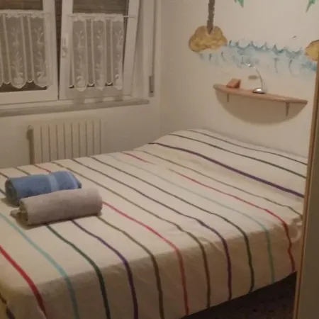 La Casa Di Sandro Apartment *